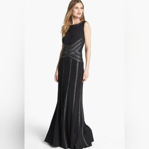 Tadashi Shoji | Jersey Gown with Foil Print Detail